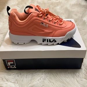 Fila shoes, size 7 in women’s brand new